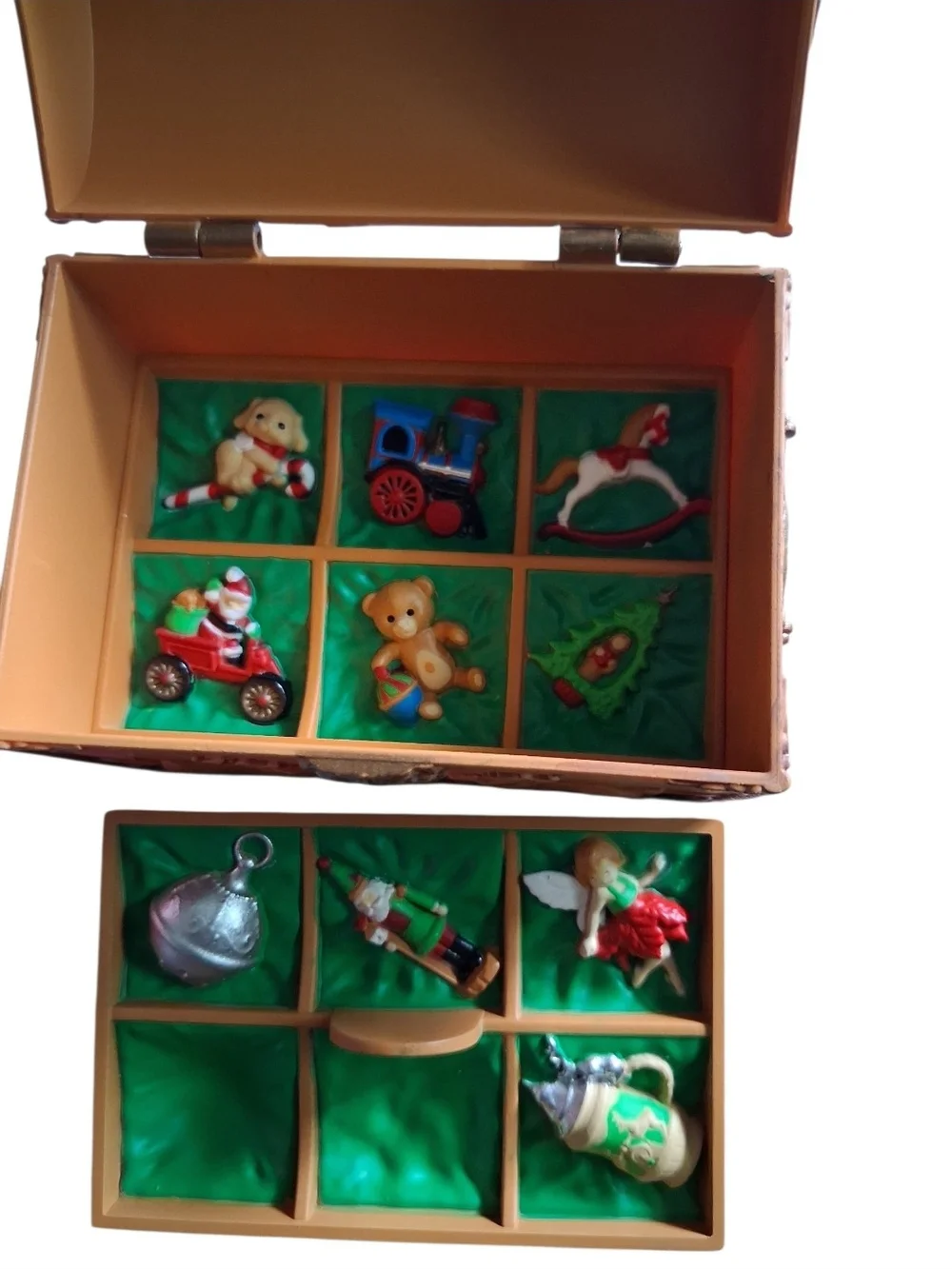 Hallmark Santa's Ornament Treasures Ornament